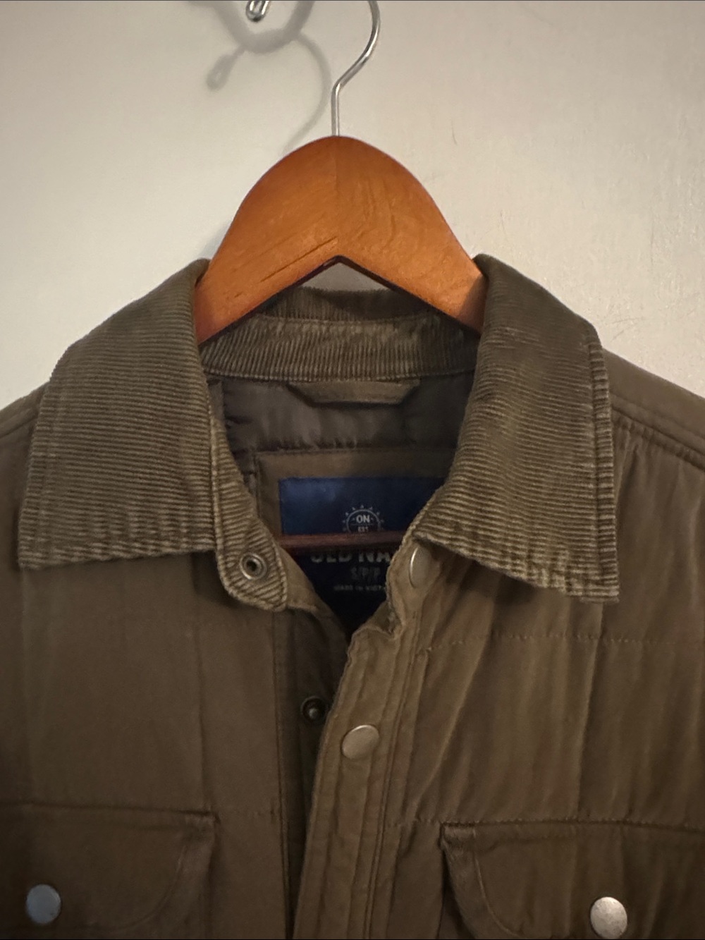Old Navy Quilted Field Jacket in Olive - Picture 7 of 8
